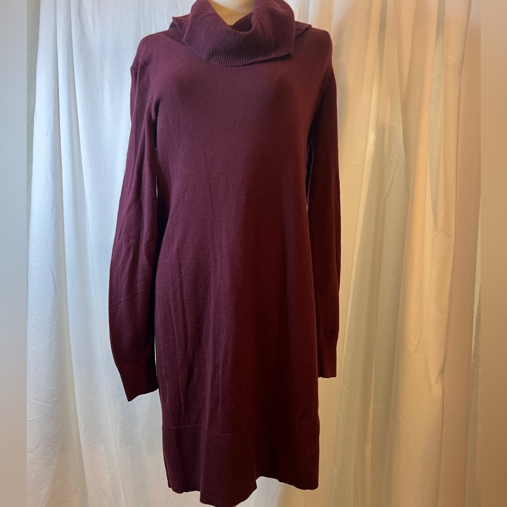 Loft burgundy sweater dress - size Small​
